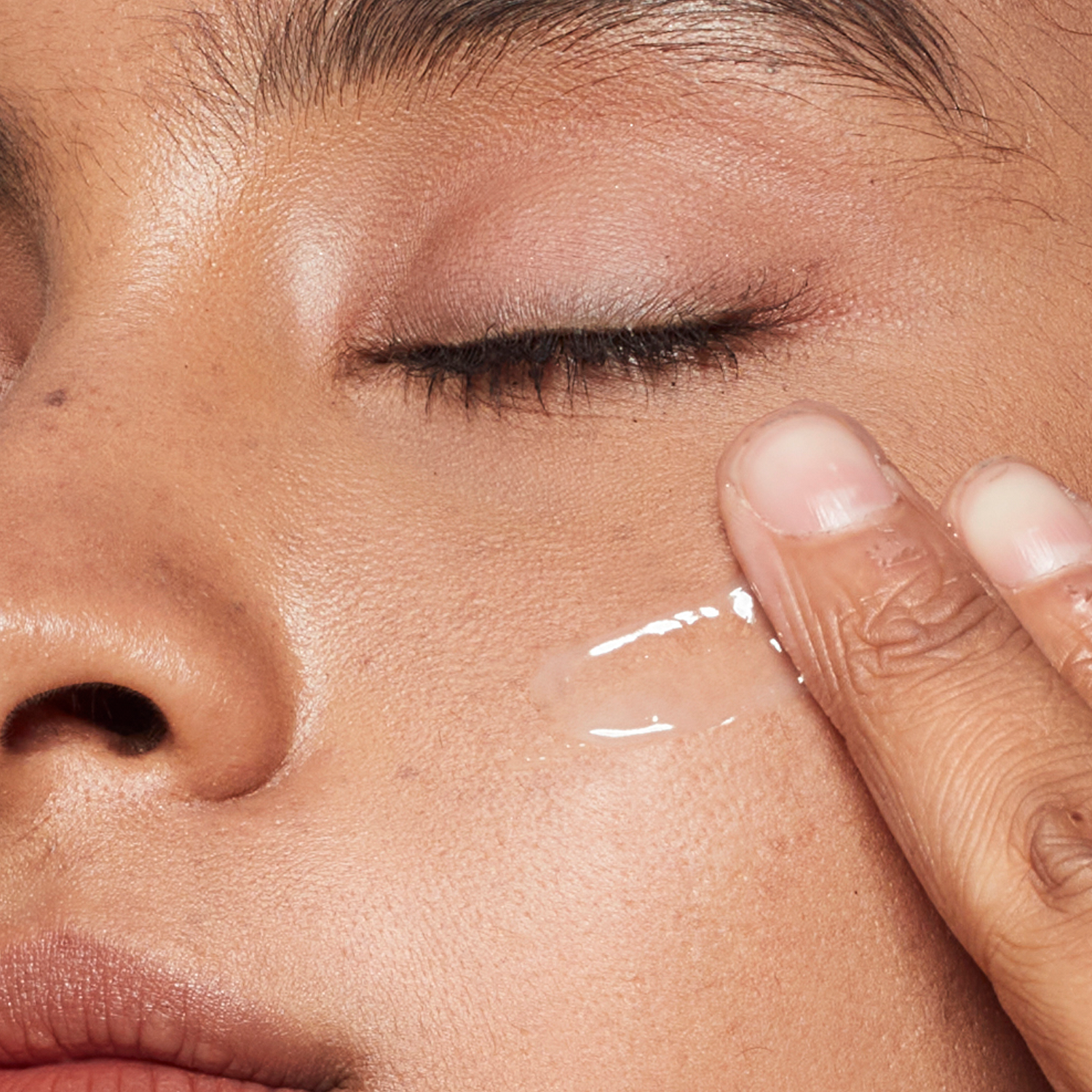 Lightweight, non-sticky gel